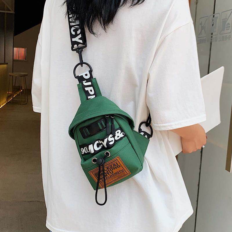 Korean Version Men's And Women's Messenger Bags Chest Bag 2021 Teens Bag Sale New Oxford Cloth Single Shoulder Messenger Small Backpack Hip Hop Bag Diagonal Bag